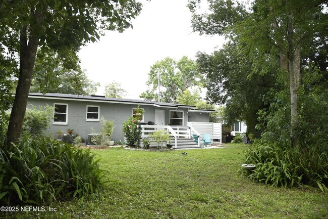 Building Photo - 6925 Sans Souci Rd