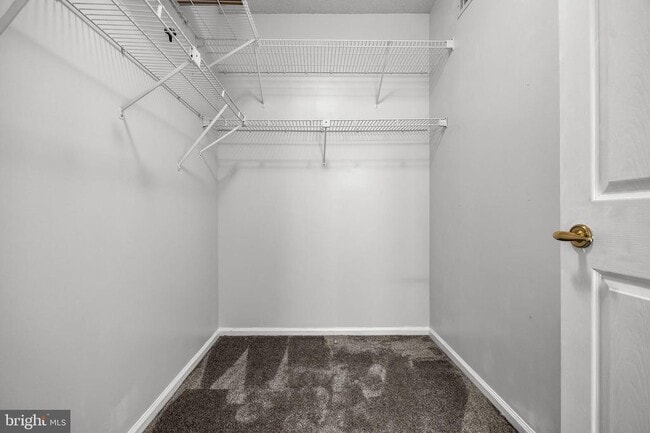 Building Photo - 6070 Main St