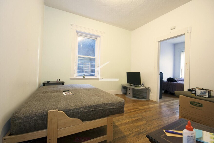 Building Photo - 7 Saint Lukes Rd