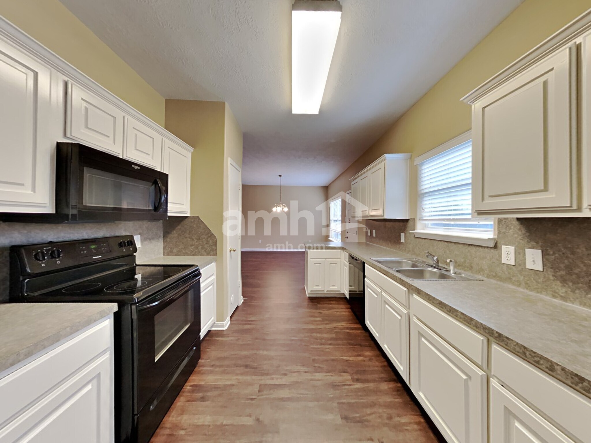 Building Photo - 2209 Kingfish Rd