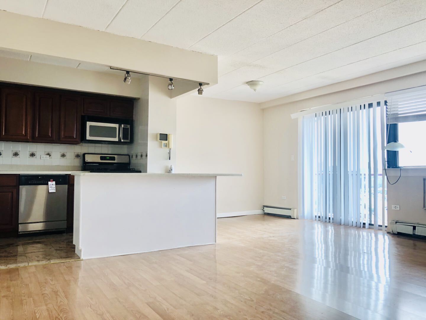 Building Photo - 9229 Queens Blvd