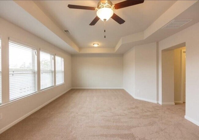 Building Photo - 418 Arbor Crowne Dr