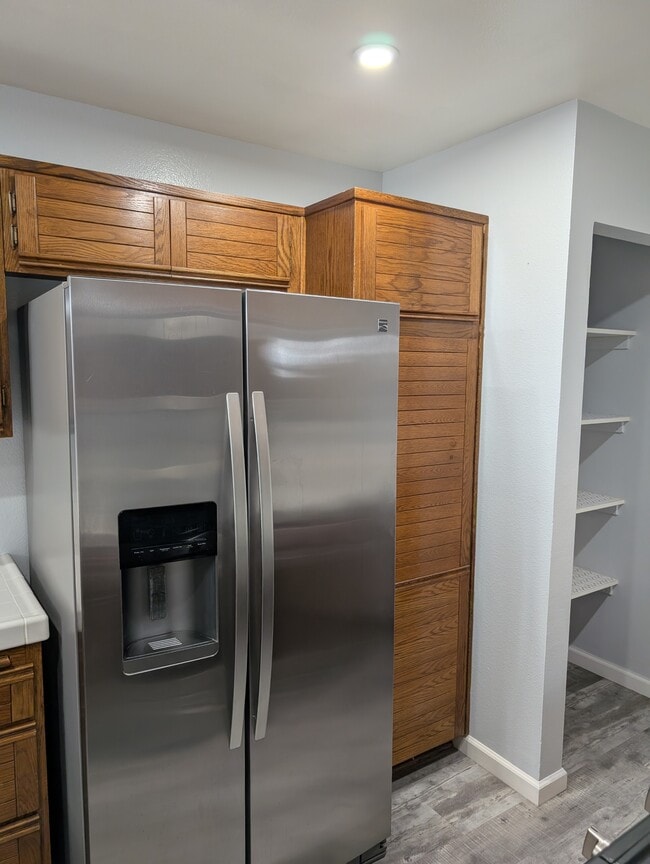 Building Photo - 24003 Arroyo Park Dr