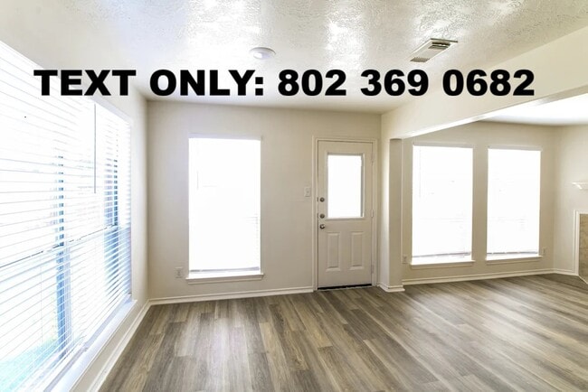 Building Photo - 2731 Eros Ln