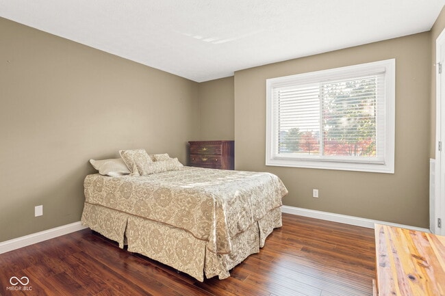 Building Photo - 4530 Village Ct