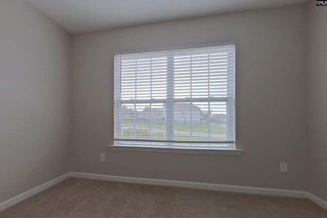 Building Photo - 122 Denali Cir