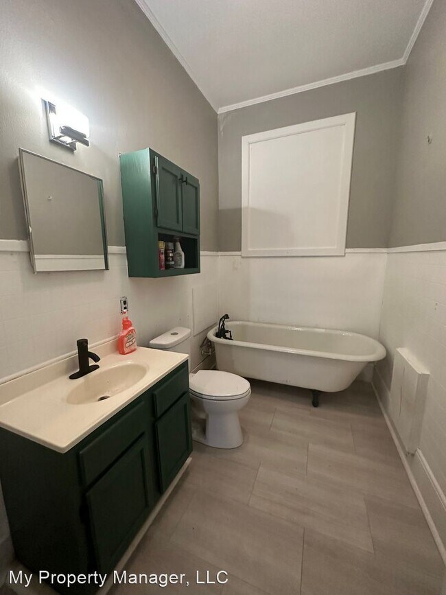 3 br, 1 bath House 272 Vine Street 272 Vine St Shreveport LA 71101 Apartment Finder