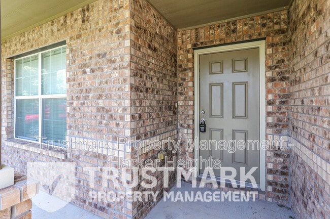 Building Photo - 1321 Cozy Creek Dr