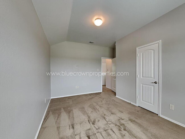 Building Photo - 1211 Antoinette Dr
