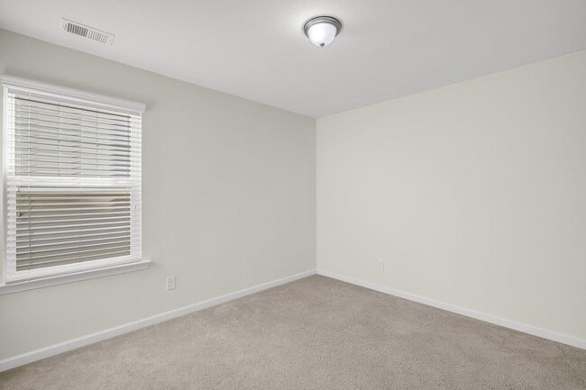 Building Photo - 139 Blackwater Way