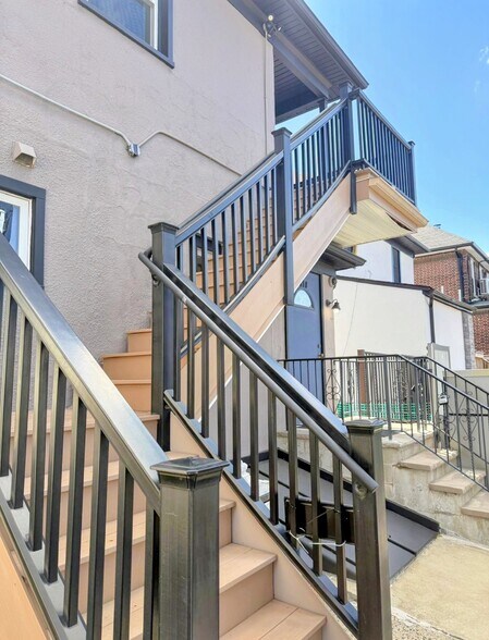 Building Photo - 518 79th St