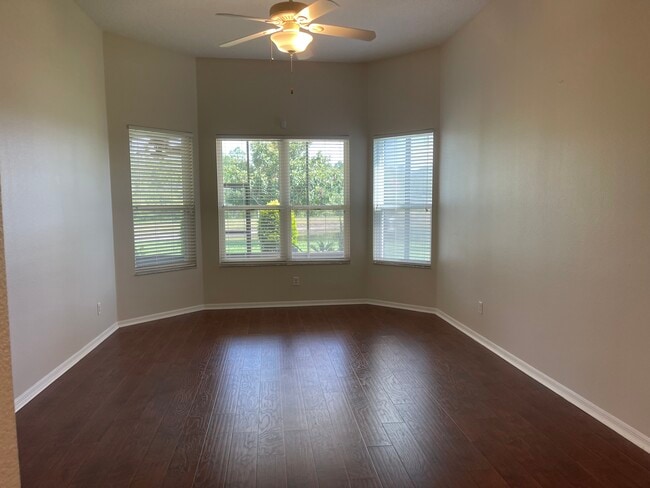 Building Photo - 2038 Cascades Cove Dr