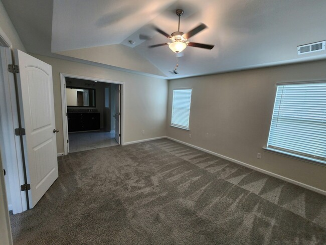 Building Photo - 1764 Lake Wateree Dr