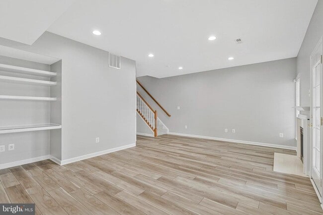 Building Photo - 22050 Dilworth Square