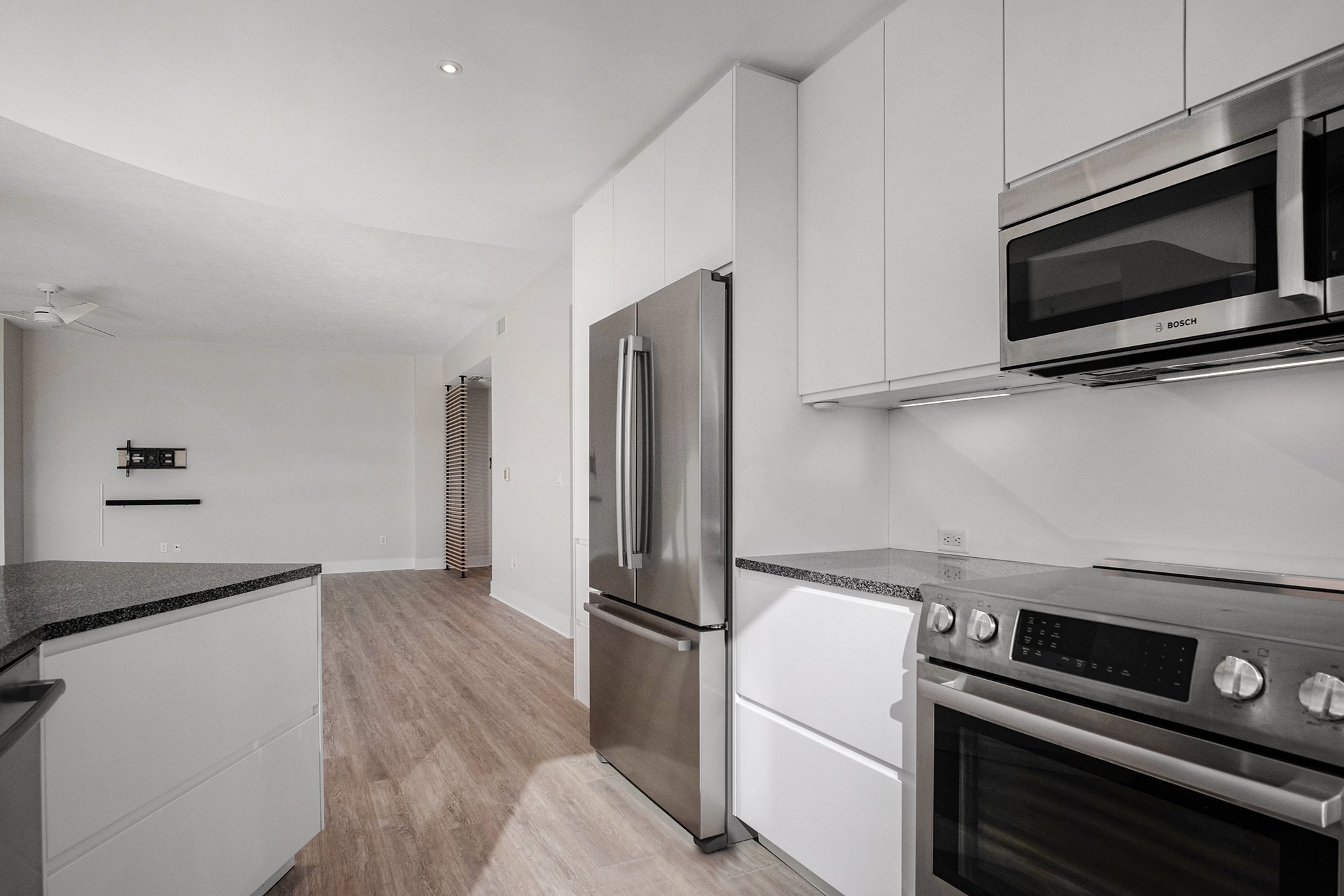 Building Photo - 335 Bridge St NW