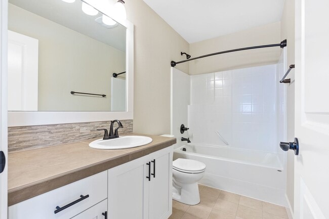 Building Photo - Bright & Beautiful Home in Bethany Creek Falls - 4 Bedroom/2.5 bath