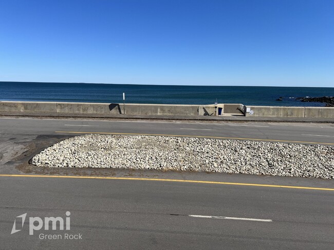 Building Photo - Ocean Front Furnished Condo