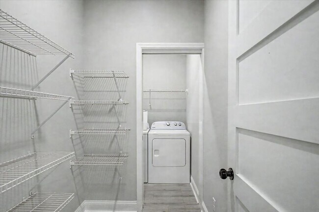 Building Photo - SECTION 8 WELCOME!! - 3 bedroom recently built - $250 gift card special