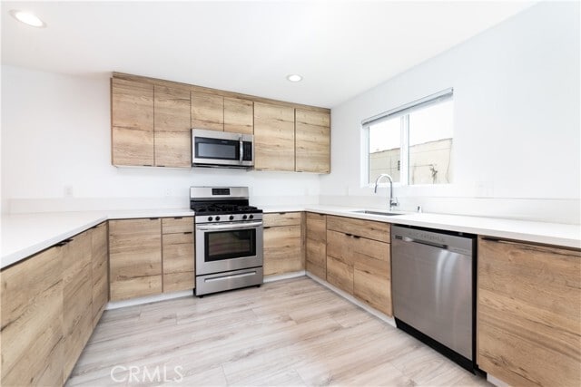 Building Photo - 5018 Pickford St