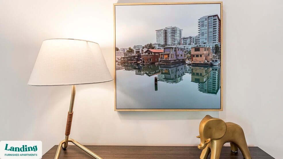 Building Photo - 5025 Wembley Central Ln