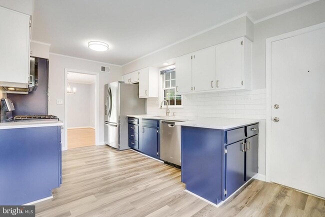 Building Photo - 6820 Wheatley Ct