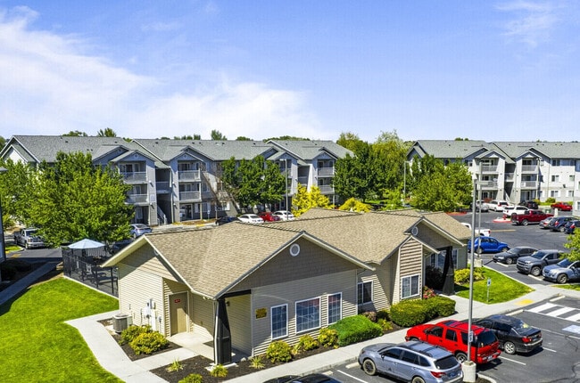 Building Photo - Heron Creek Apartments