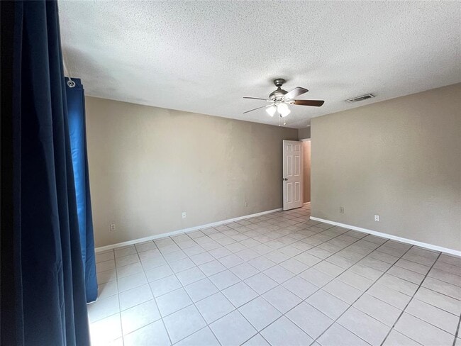 Building Photo - 13355 Water Oak Ln