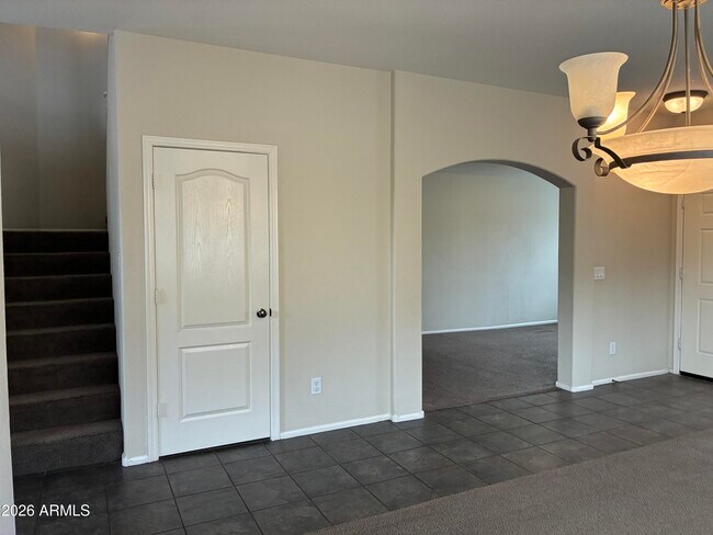 Building Photo - 2217 W Steed Ridge