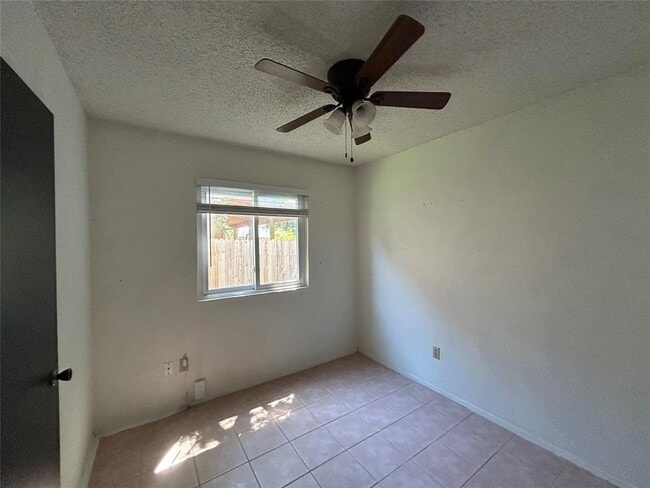 Building Photo - 7316 Lake Charles Dr