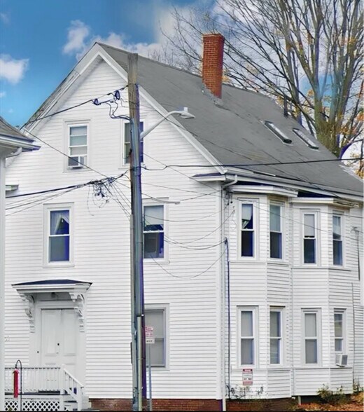 Building Photo - 7 Home St
