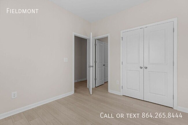 Building Photo - 211 Backstay Ln