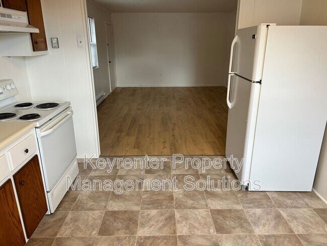 Building Photo - 117 Olive St