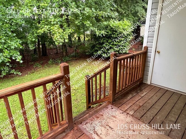 Building Photo - 105 Cross Hill Ln