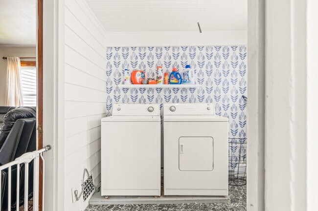 Building Photo - 2637 17th St