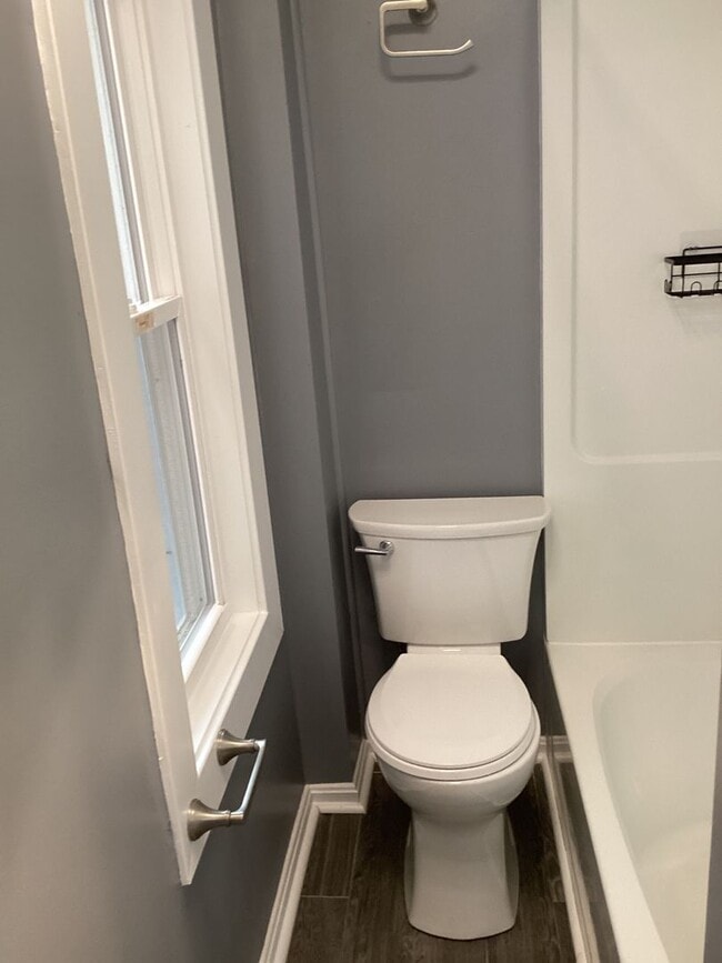 Building Photo - Beautifully Updated Half Duplex in the Boro