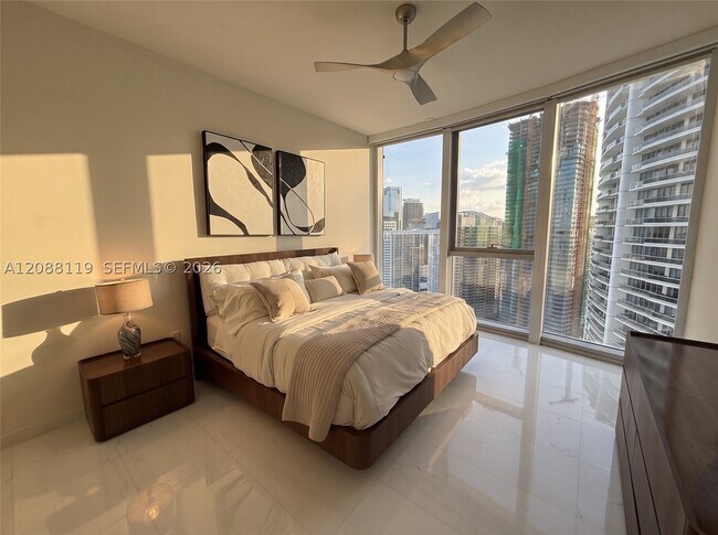 Building Photo - 300 Biscayne Blvd