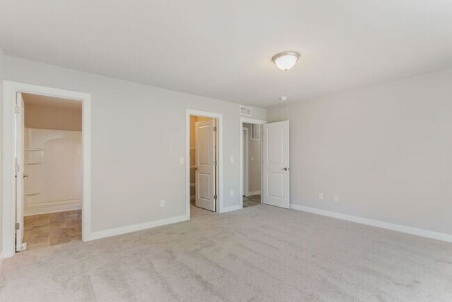 Building Photo - 1626 Carolyn Dr