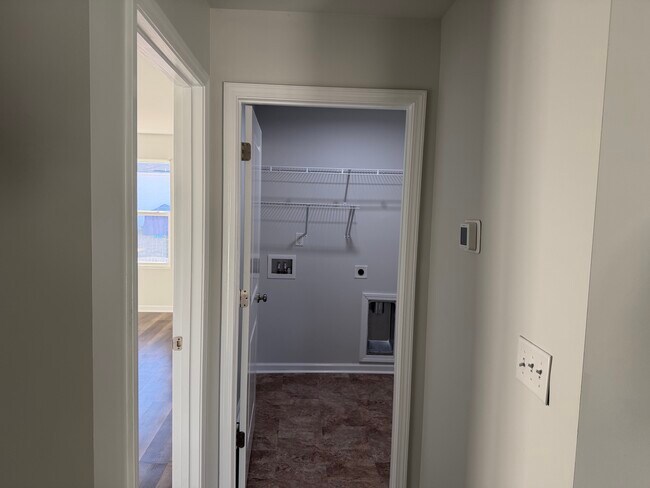 Building Photo - 212 Windfall Rd