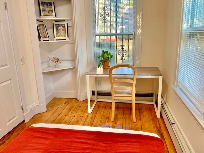 Building Photo - 18 Fisk Plz