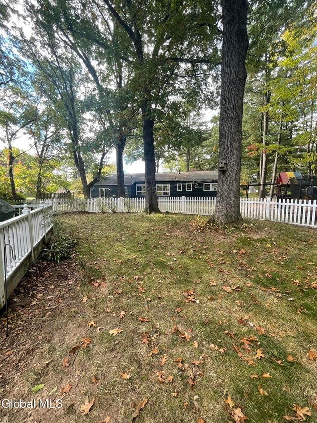 Building Photo - 13 Burning Bush Blvd