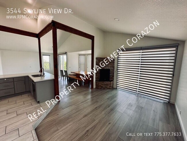 Building Photo - 3544 Skyline View Dr