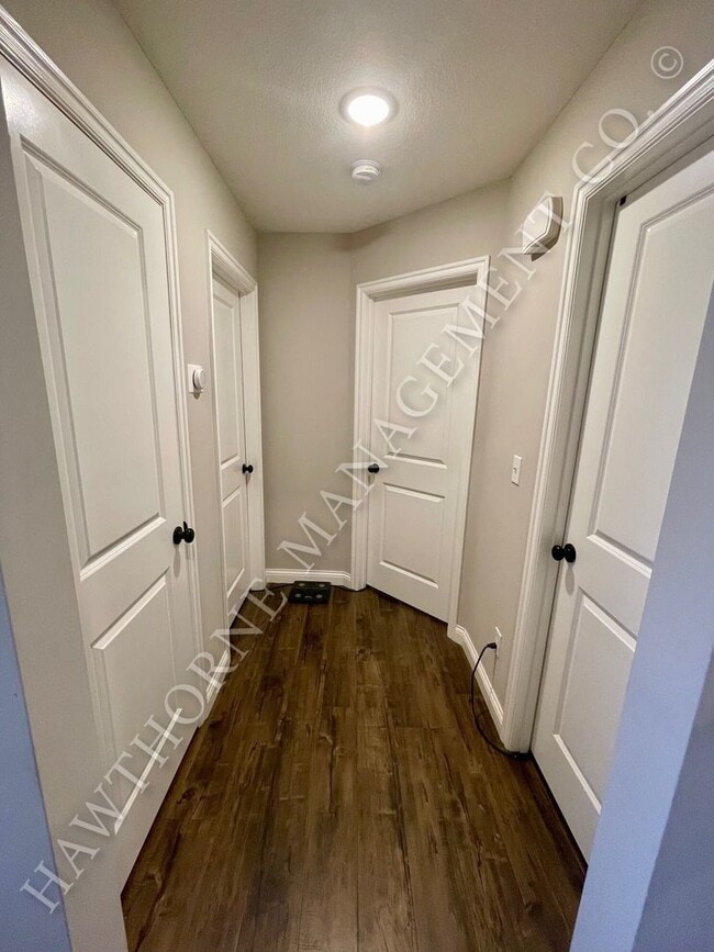 Building Photo - Beautiful 3 Bedroom Home in Southern Columbia