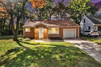 Building Photo - 392 Firwood St