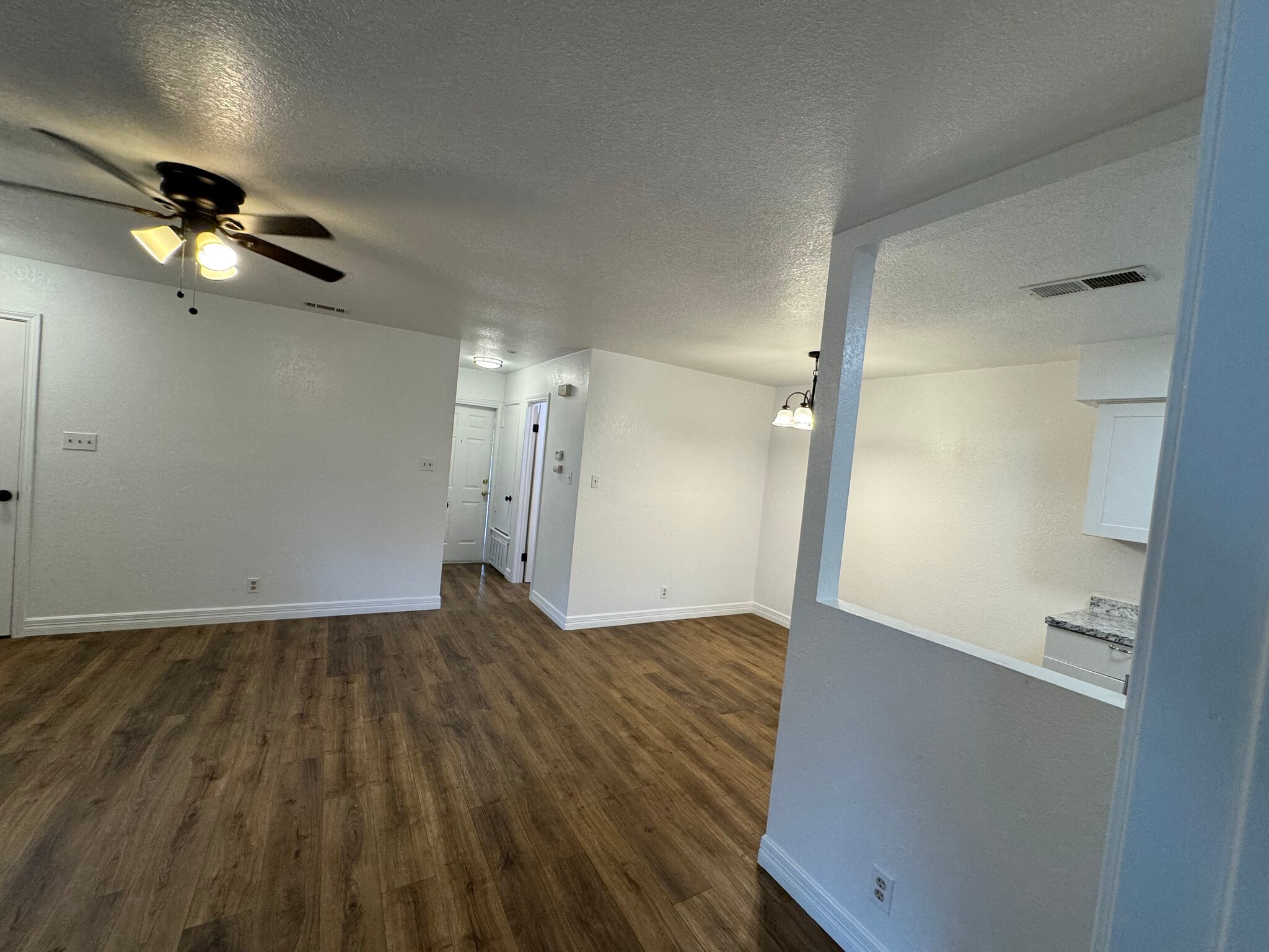 Building Photo - 1749 Horseshoe Cir