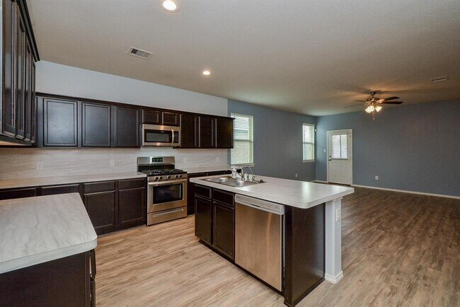 Building Photo - 6035 Purple Iris St