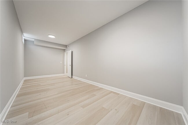 Building Photo - 2605 Buckhurst Dr