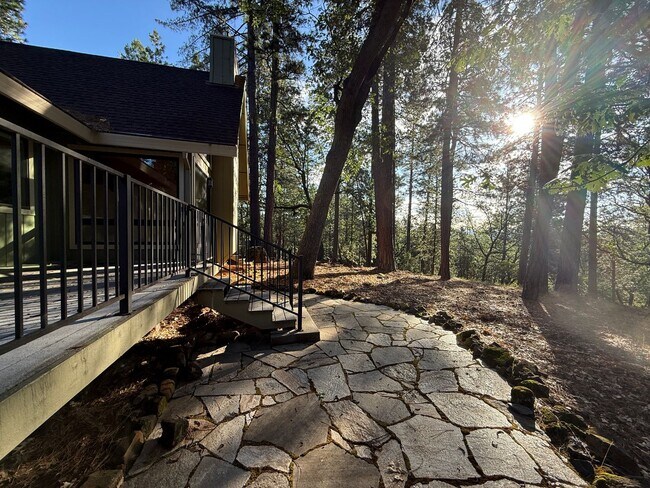 Building Photo - Picturesque Mountain Living with Detached Guest Studio in Alta Sierra