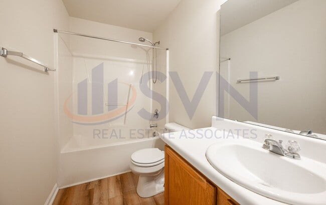 Building Photo - Spacious 4BR, 2.5BA Summer Meadow Durham Home