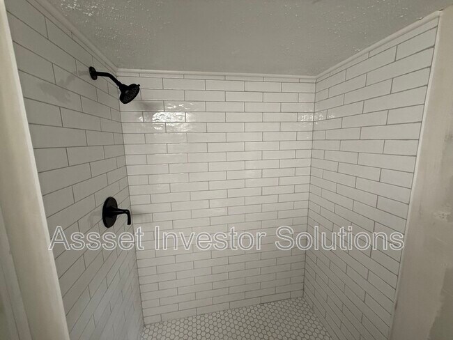Building Photo - 4131 Eaton St