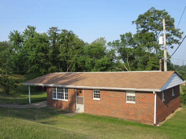 Building Photo - 3258 8th St